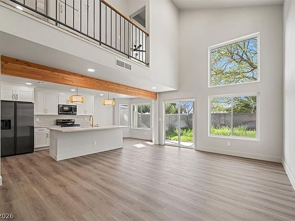 5th image of 6721 Evanston Ave