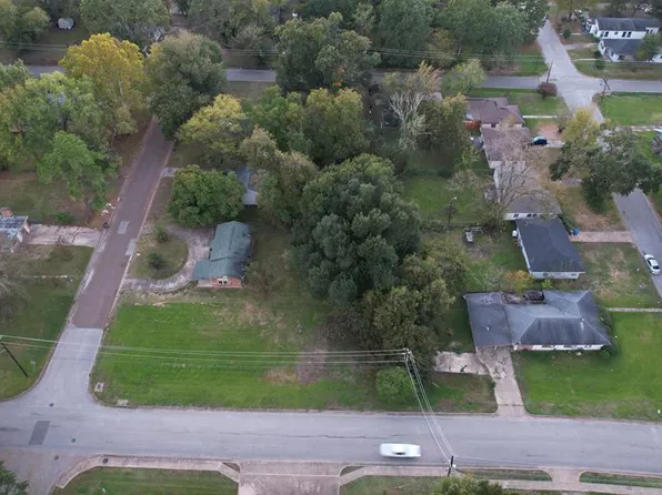 801 Oquinn Ave, Lufkin, TX 75904