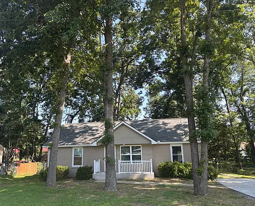 221 Bob White Dr Photo 1