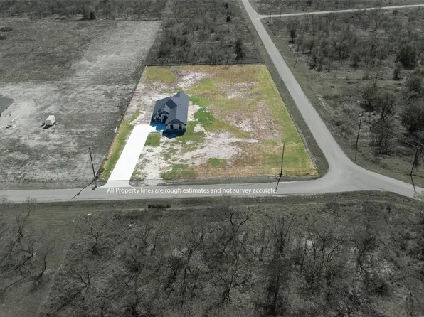 302 Palmito Ranch Rd, Corsicana, TX 75110