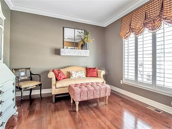 3rd image of 9073 Bancroft Dr