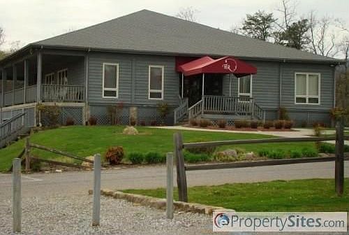 3rd image of 1619 Forest Highlands Ct