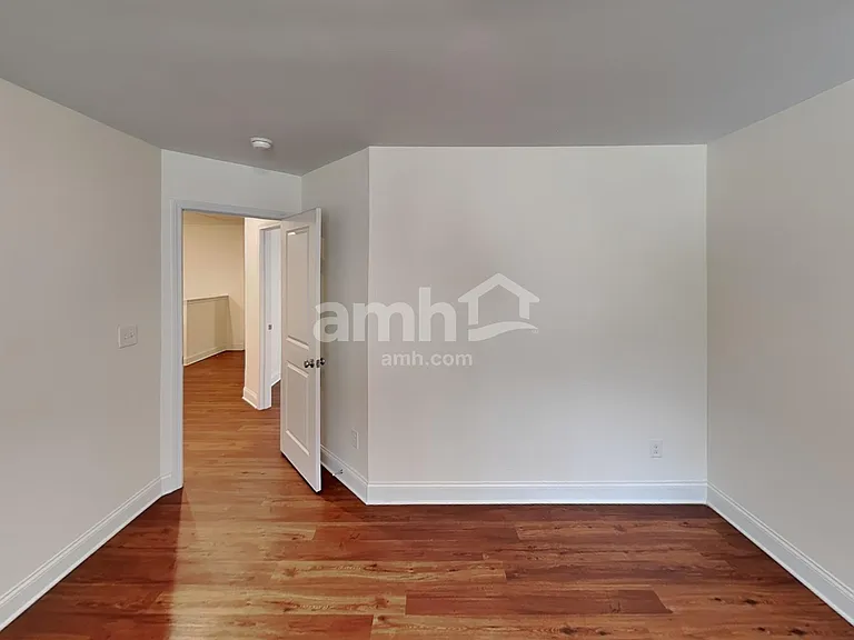 3021 Greenmont Cir — Photo 21