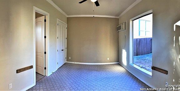 4th image of 23422 Fairway Brg