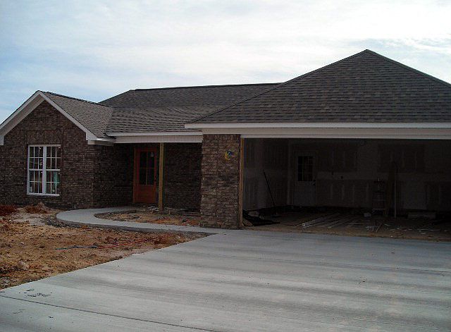 1st image of 306 Mary Sue St