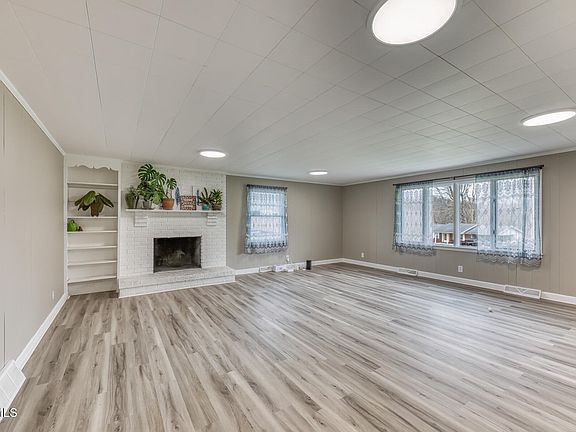 5th image of 148 Unaka Subdivision Rd