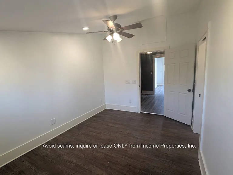 209 S Greenwood St — Photo 18