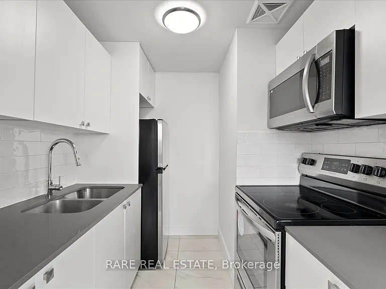 7555 Goreway Dr #272 — Photo 1