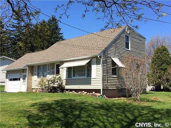2nd image of 101 Sherwood Ln