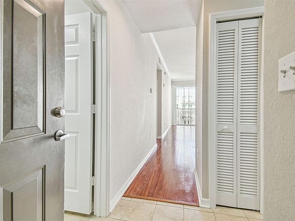 5th image of 700 Harbour Island Blvd #1-735