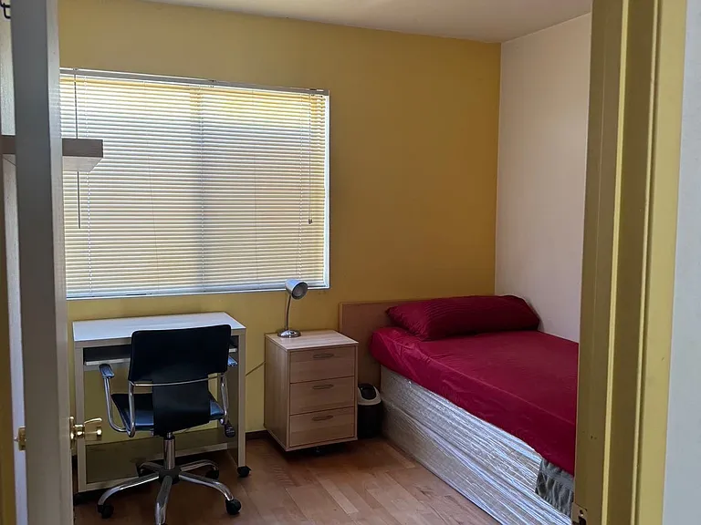 1624 Redbud Pl — Photo 1