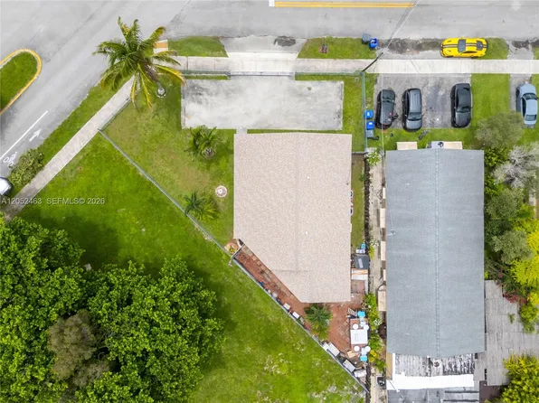 5829 Taylor St, Hollywood, FL 33021