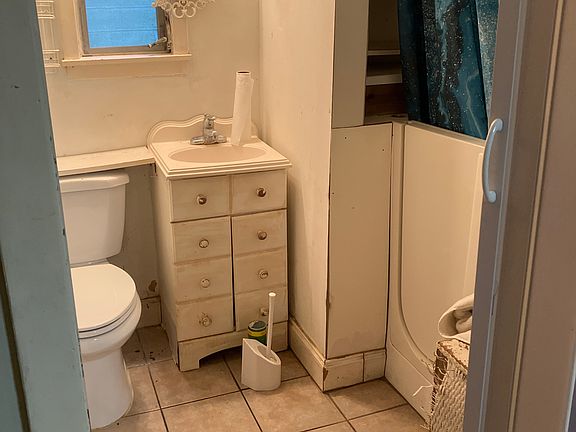 4th image of 11902 Cypress Place Dr