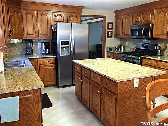5th image of 8029 Fir Dr
