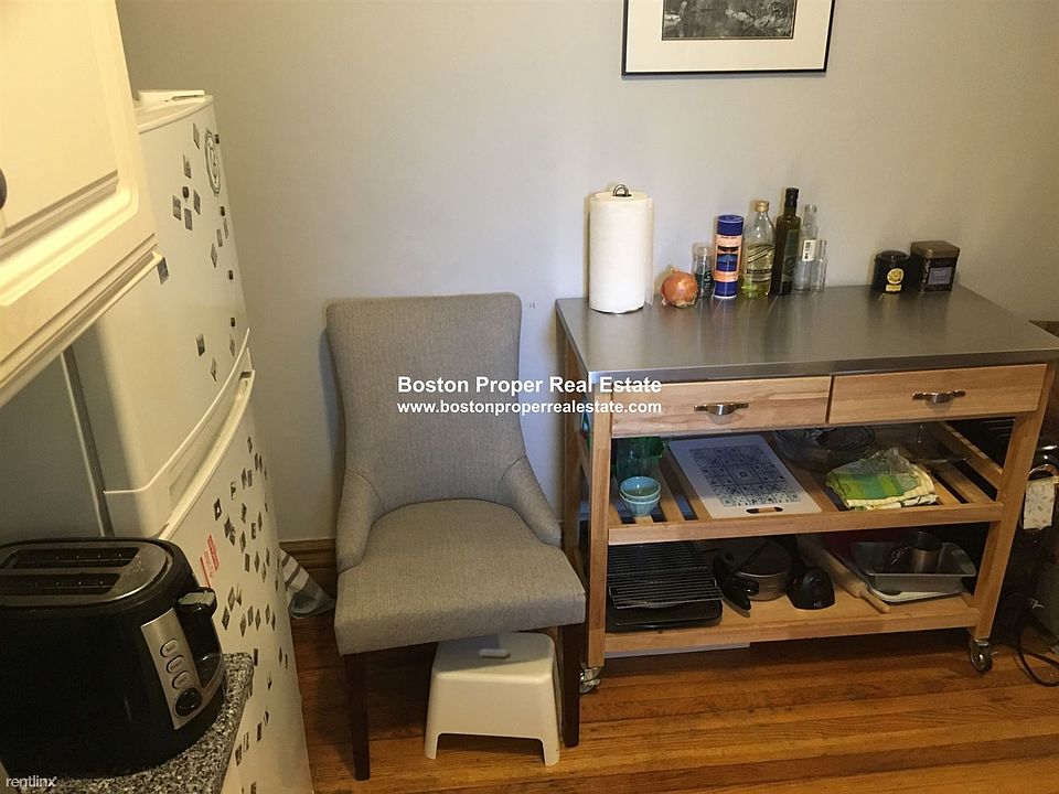64 Charlesgate E #70 Boston - Fenway Unit Photo 7