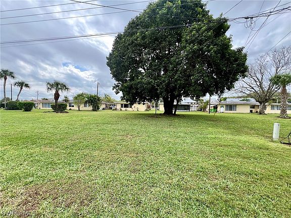 4th image of 2206 Gardenia Way