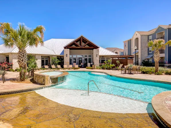 Residence at Midland