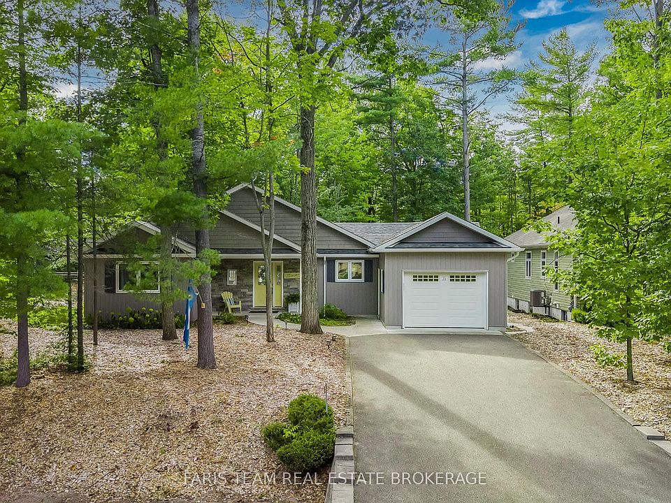 1st image of 15 Rosemary Rd