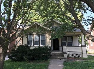 2744 Bauman Ave, Omaha, NE 68112