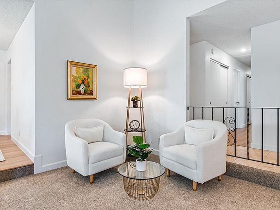 4th image of 18 Skylark Court