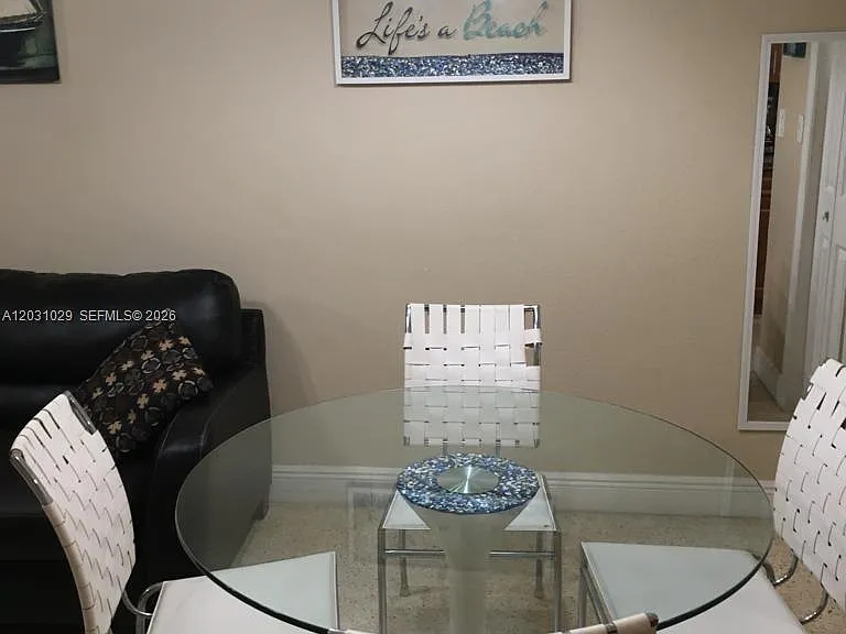 6490 Collins Ave #3 — Photo 19