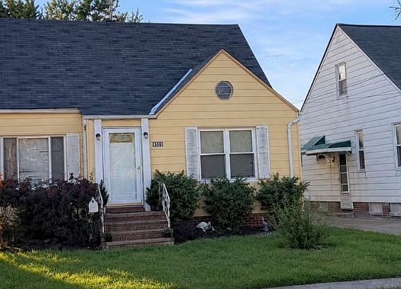 3rd image of 4108 W 49th St