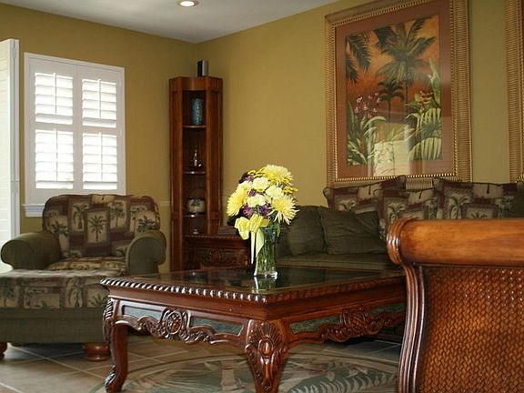 Living Room-3