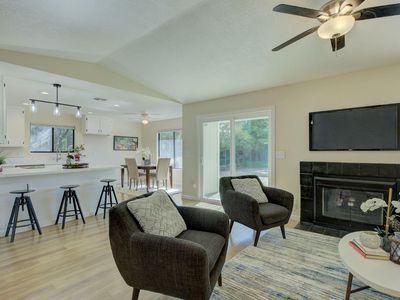 724 Pinedale Ave, Sacramento, CA, 95838
