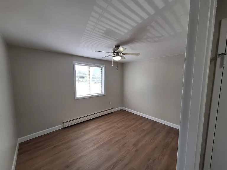 203 Lisgar Ave — Photo 6