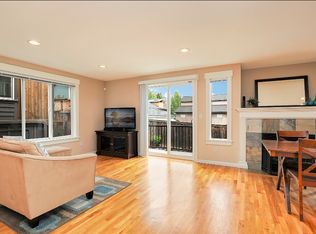 2832-B SW Adams St, Seattle, WA 98126