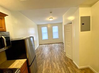 30-22 31st St #1, Astoria, NY 11102