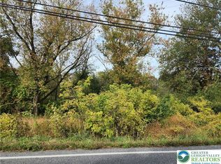 791 Point Phillips Rd, Bath, PA 18014