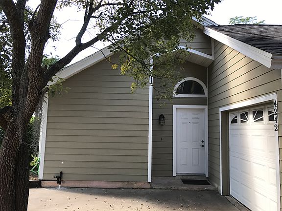 2nd image of 4242 Gulfstream Bay Ct