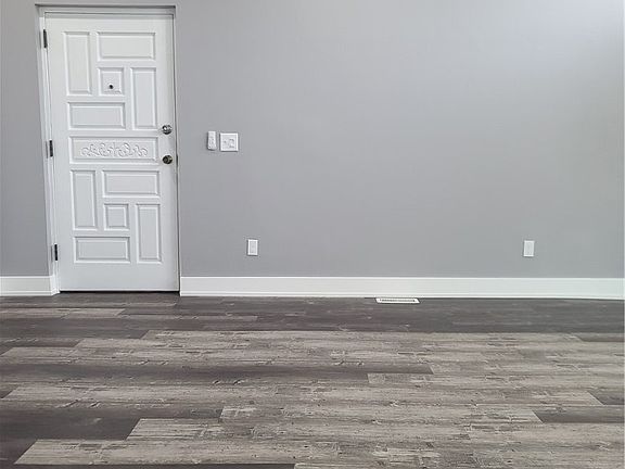 3rd image of 3160 Valerie Arms Dr #4