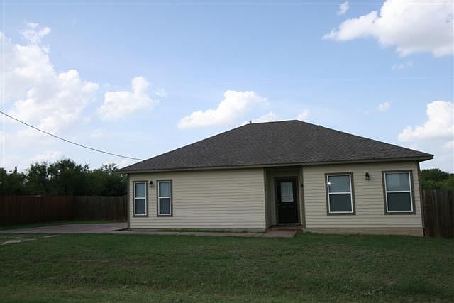 1st image of 134 Mistletoe Dr