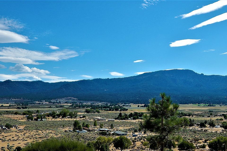 Thompson Peak & valley view