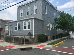 240 Front St, Secaucus, NJ 07094