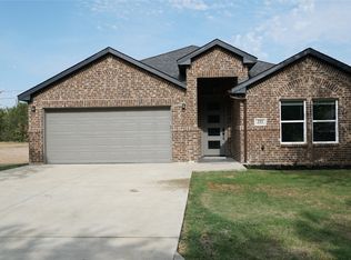 211 Masthead Rd, Gun Barrel City, TX 75156