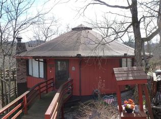 155 Table Rock Dr, Holiday Island, AR 72631