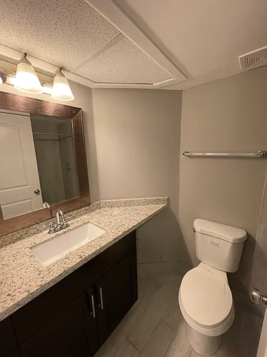 2831 N Oakland Forest Dr #101 Photo 1