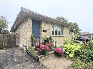 359 Hudson Dr, London, ON N5V 1E4