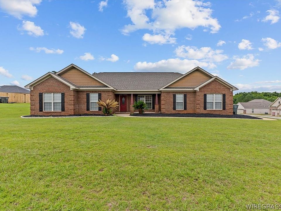 1st image of 102 TUMBLEWEED Drive