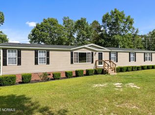 447 McCrimmon Rd, Carthage, NC 28327