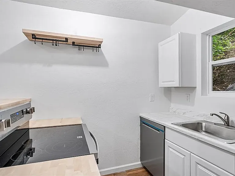 14842 Canyon One Rd — Photo 11