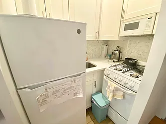 Rented by J PRESTON AND ASSOCIATES INC