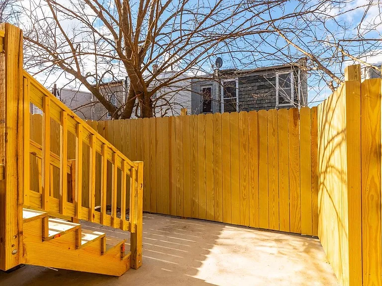 2552 N Hancock St #2 — Photo 8