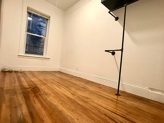 Rented by Building Equity Real Estate LLC | media 14