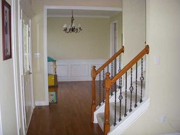 5th image of 154 E Millwater Fls