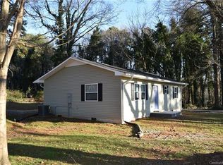 424 Ogburn St, Mooresville, NC 28115