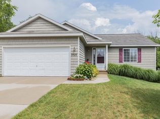 3520 Sage Creek Dr, Zeeland, MI